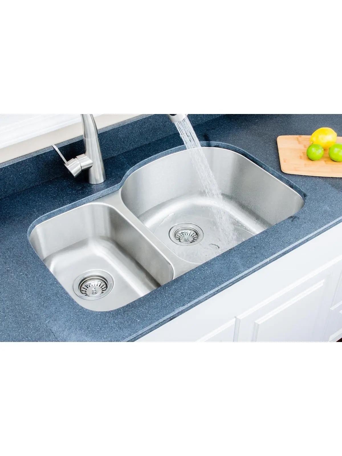 Wells Sinkware CMU3221-79D-16-1 32 in. 16 Gauge Undermount 30-70 Double Bowl Stainless Steel Kitchen Sink with Grid Racks & Basket Strainers