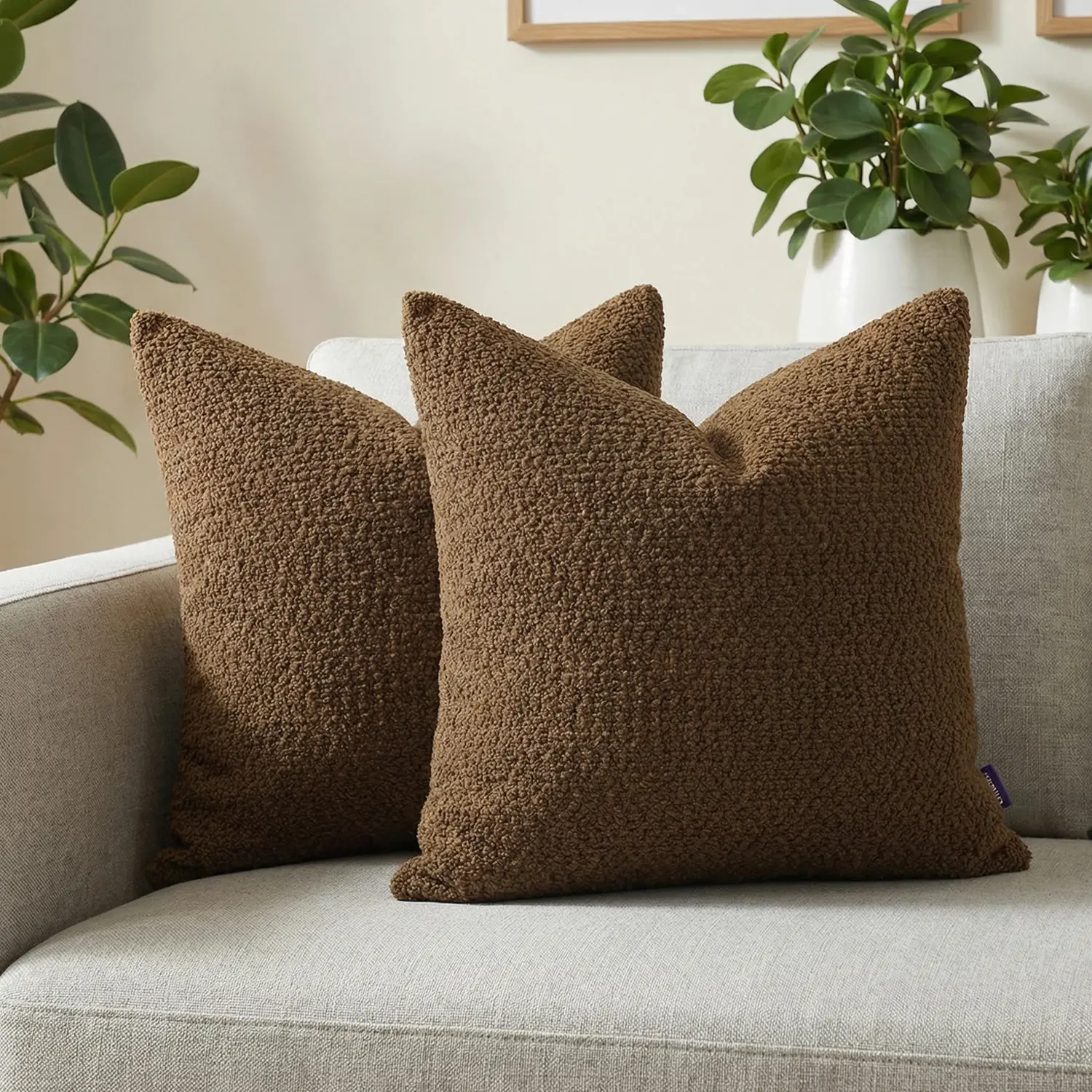 Ellalora 2-Pack Soft Boucle Throw Pillow Covers, Modern Farmhouse Textured Chenille Home Decorative Cushion Cases, Soft Cushions for Couch Sofa, 18x18 in, Fuzzy Teddy Design with Invisible Zipper (No Insert)