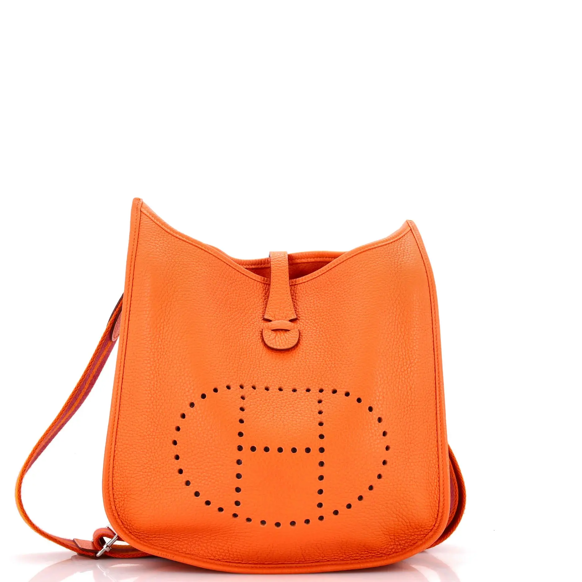 Pre-owned HERMÈS material Messenger Bags Hermes Evelyne Bag Gen III Clemence PM by Rebag