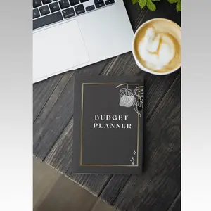 FormedxFree Prints Budget Planner : Track finances and expenses throughout the year; great for gifts or New Year's Resolutions and Goals! Perfect 6x9 inch size, 80 pages!