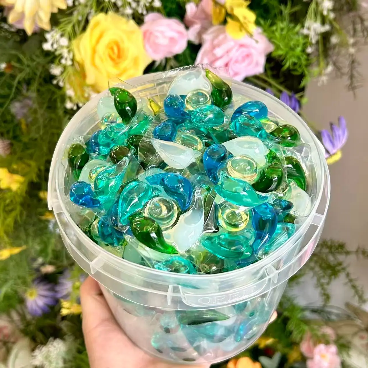 5-in-1 Rotating Ocean Laundry Pearls, 12 grams each, 30/80 washes, to keep clothes and sheets fresh; eco-friendly fabric softener alternative, formula ingredients durable and natural.