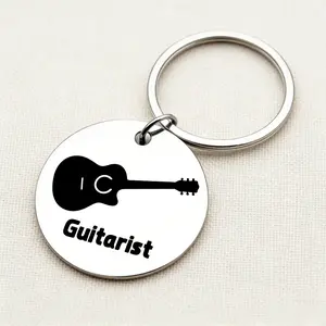 1pc Stainless Steel Keychain Engraved With "Guitarist," Featuring A Guitar Design, The Perfect Gift For Musicians, A Fun And Durable Everyday Accessory,Ideal Gifts For Her, Her, Boyfriend, Girlfriend, Family, Friends