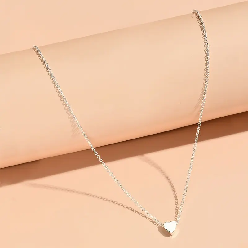 Silver heart shaped pendant necklace # X