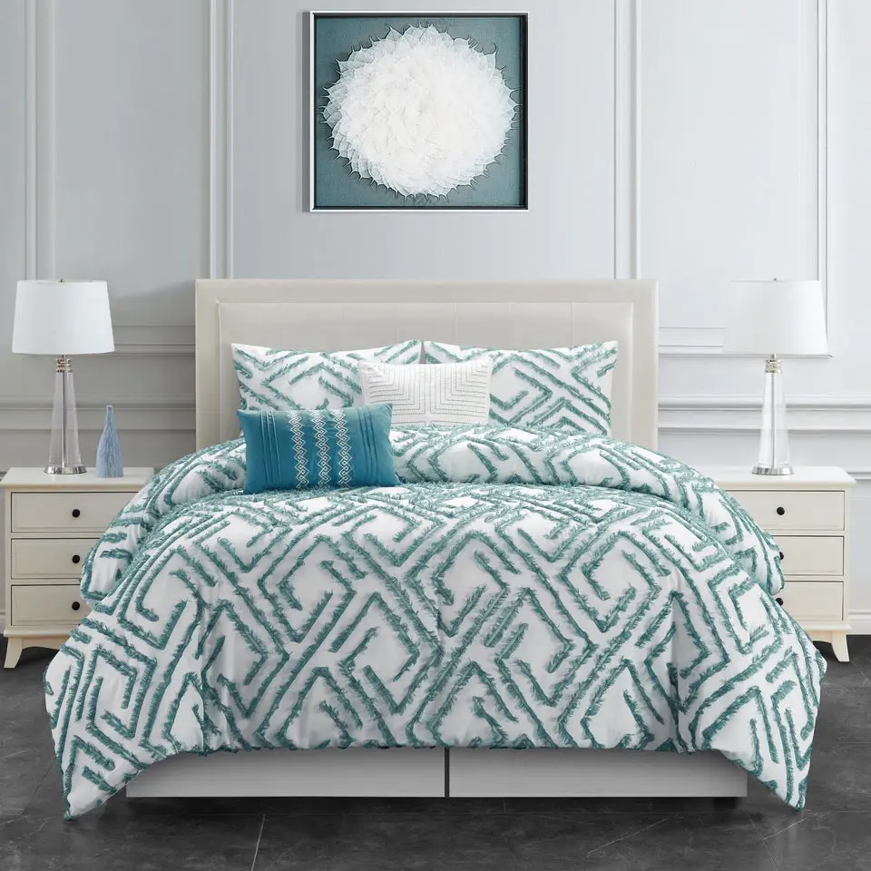 Damita Clipped 6-Piece Comforter Set