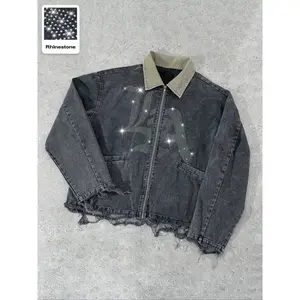 Washed Loose denim jacket with printed lettering, in navy and khaki, with a distressed effect, fashionable for casual, streetwear and everyday use