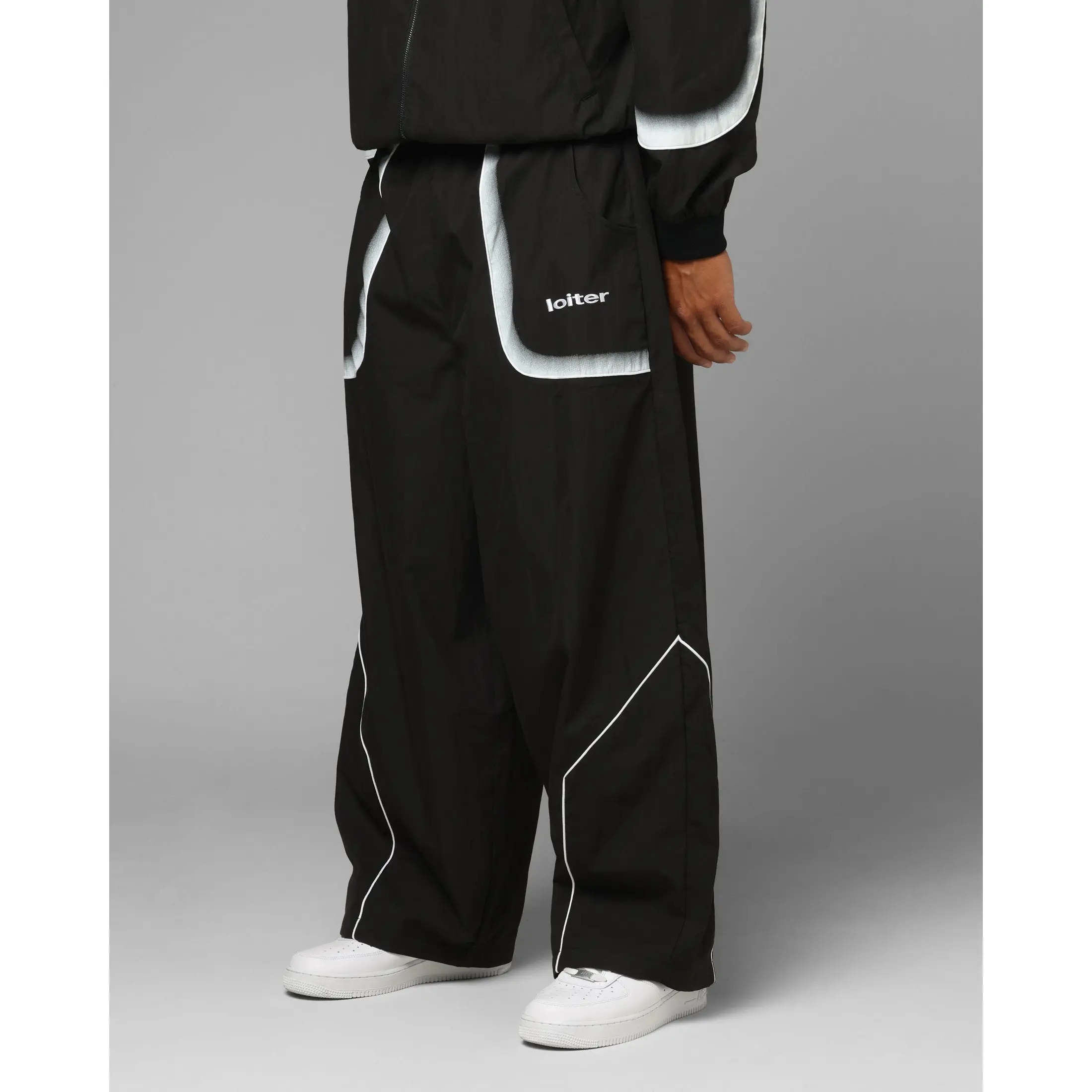 Loiter Spray Day Trackpants Black