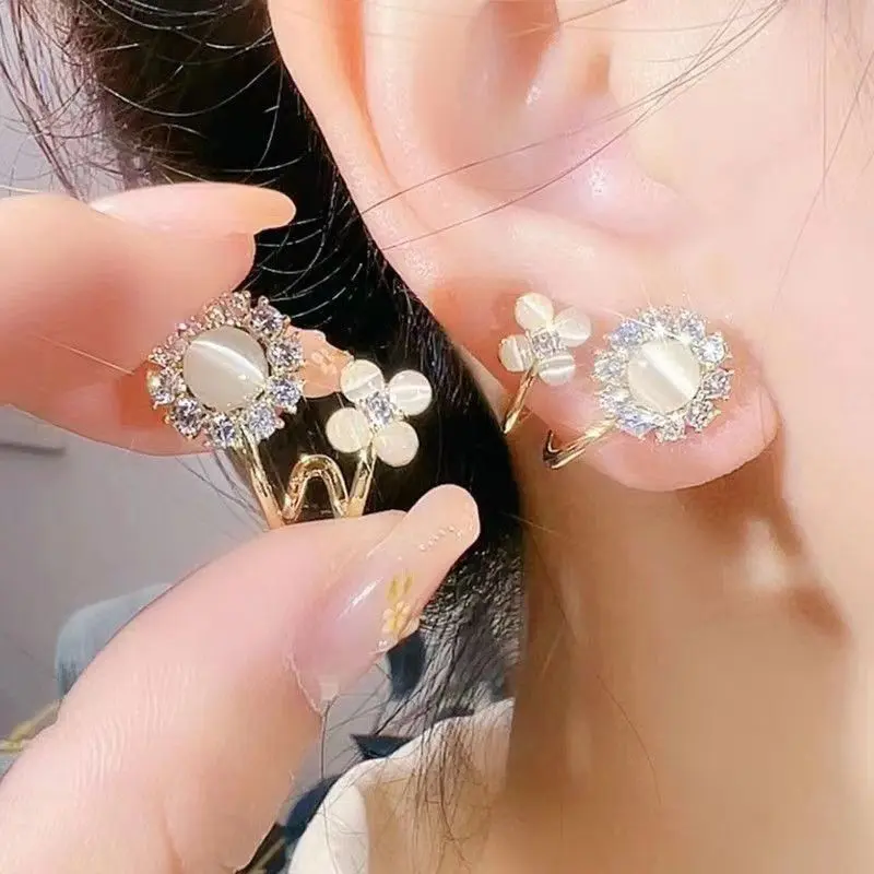 Floral Stud Earrings for Women, 2025 Summer New Design, Delicate Elegant Style Sparkling Zircon Accents Durable
