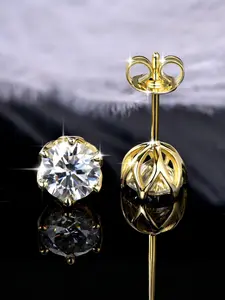 Moissanite 14K gold-plated simple earrings for men and women, suitable for daily wear, vacation dates, and other occasions, and also a surprising and exquisite small gift.