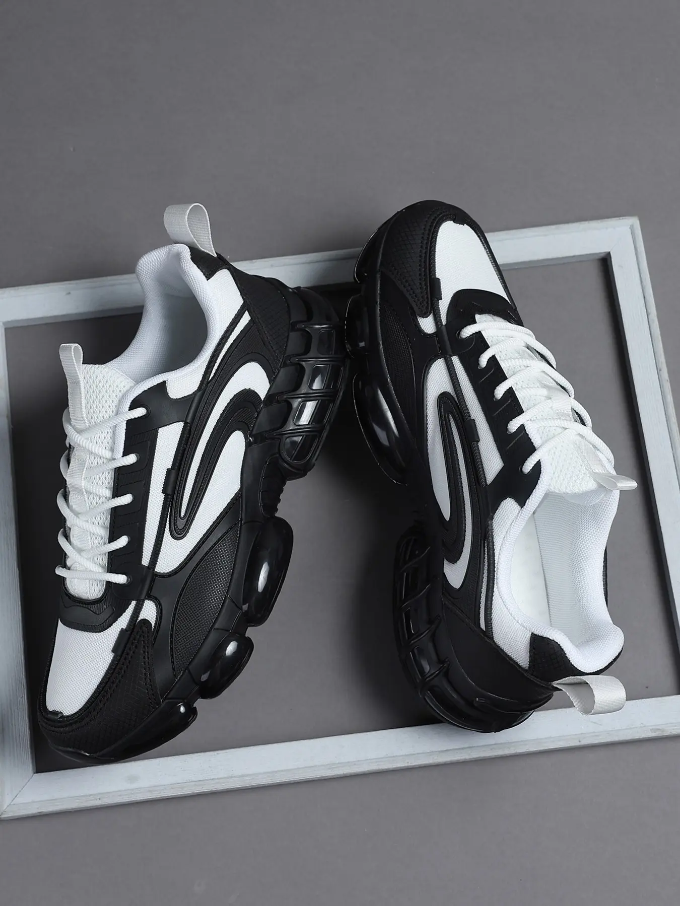 Men's Low Top Sporty Sneakers, Workout Sneakers, Running Sports Footwear, Running Trainers, Breathable Mesh with Shock Absorbing Bubble Sole, Versatile Casual Athletic Running Shoes for Running and Outdoor Activities