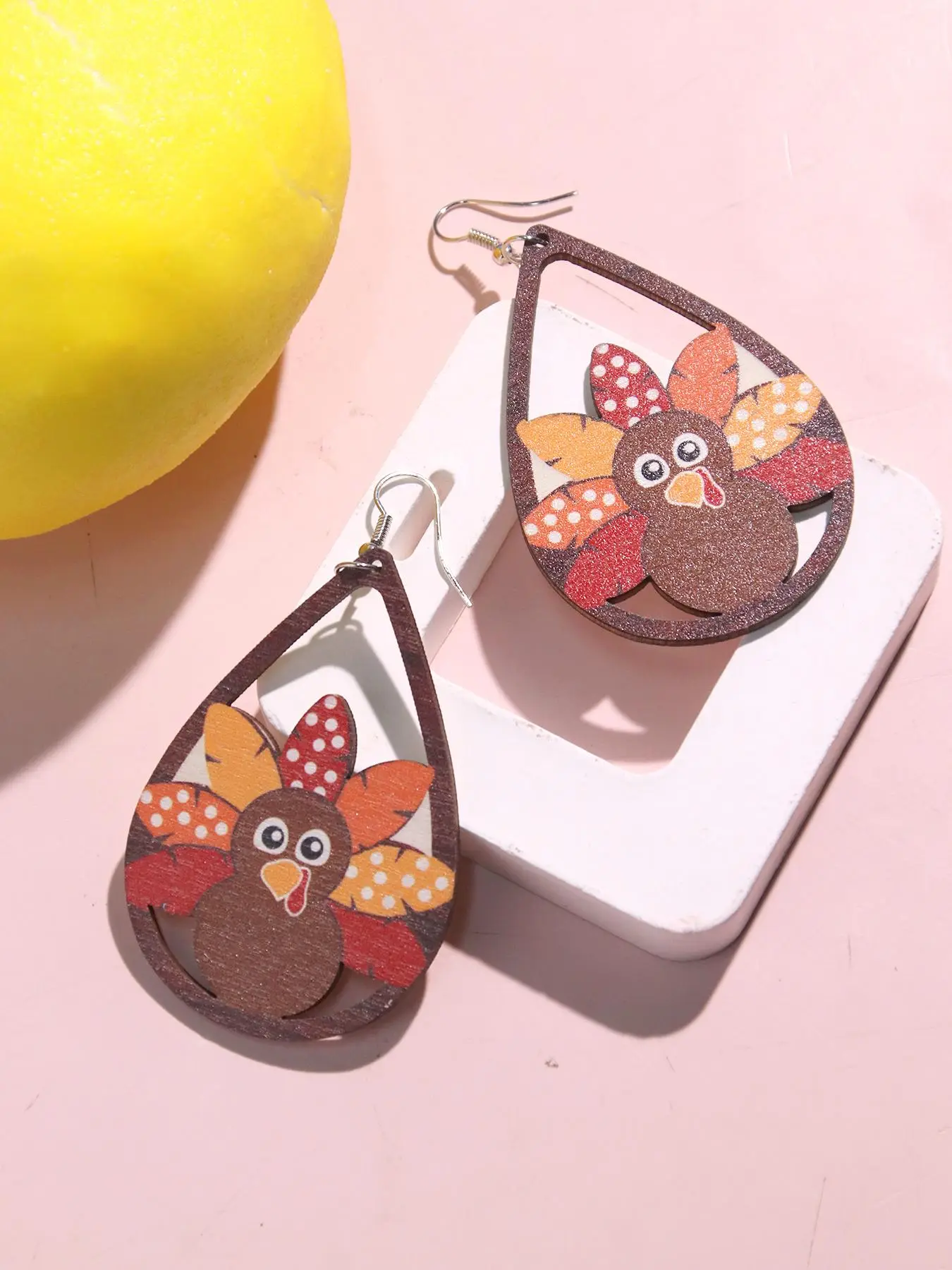 1 Pair Wooden Turkey Decor Dangle Earrings, Water Drop Shaped Ear Jewelry for Girl, Fashion Jewelry for Party, Daily Clothing Decor, Trendy All-match