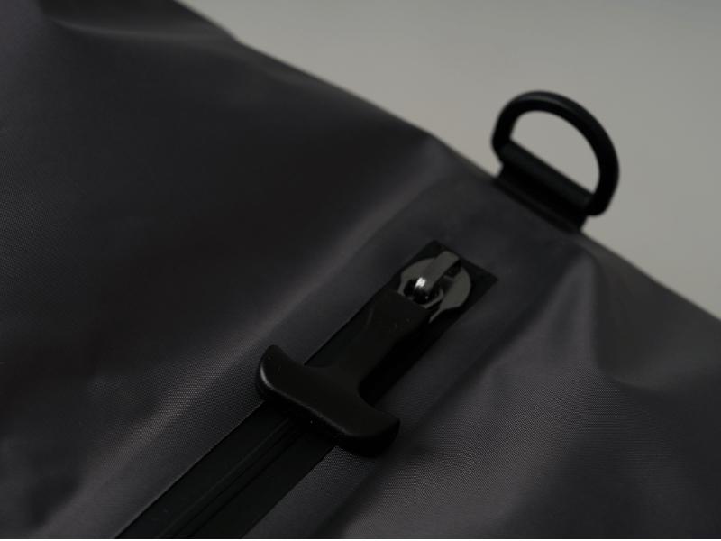 Ramble Vacuum Compression Bag - Airtight Zip Closure & One-Way Air Release Valve for Space Saving - Ideal for Jackets & Sweaters - 20in x 13in x 3in Ramble Vacuum Compression Bag - Airtight Zip Closure & One-Way Air Release Valve for Space Saving - Ideal for Jackets & Sweaters - 20in x 13in x 3in