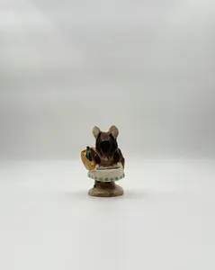 Beatrix Potter “Appley Dapply” Figurine – Beswick, England