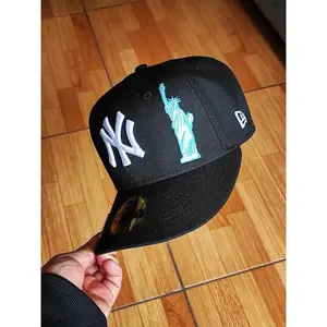 New Era 59FIFTY Dodgers Cap – Iconic Team Logo Embroidery, Side Patch Accent, Structured Crown Fit, Urban Streetwear Essential Hat For Modern Fashion