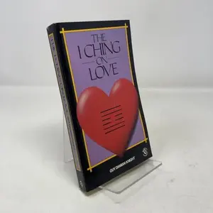 USED Book - The I Ching on Love: A Reinterpretation of the I Ching for Personal Relationships in Love and Marriage by Guy Damian-Knight (Paperback) - english