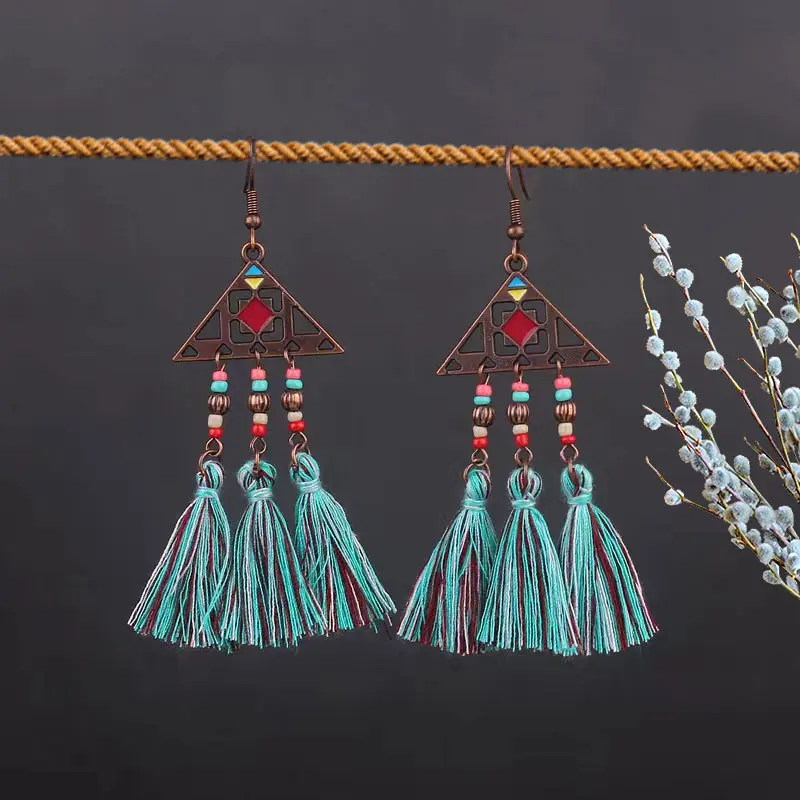 H2980 2 hollow triangular tassel earring