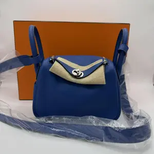 Pre-owned HERMÈS Leather Shoulder Bags Hermes Swift Mini Lindy Bleu