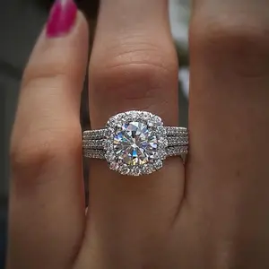 Fashion Design Ring Jewelry Love Girlfriend Boyfriend Souvenir Valentine Father Mother Anniversary Engagement Wedding New Year Christmas Halloween Birthday Gift