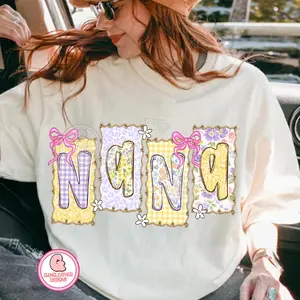 Floral Mama, Quilt Patchwork Mama, Retro Mama, Mama, Mini, Wife Floral, Mother's Day T-Shirt