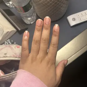Product Review of Radiant Cosmetics Nail Growth Oil - 100% Organic, Moisturizing, Growth, Strengthening, and Brightening Formula with Vitamins and Fatty Acids for Overall Nail Health from I**️