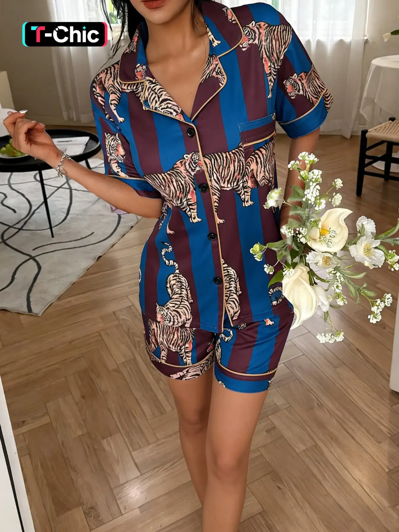 2-piece slaughtering festival women's full body red and blue striped tiger print short sleeved shorts top with small pockets, lapel design, button closure elastic waistband, home daily casual women's sleepwear, Loungewear Pajama set