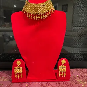 Jodha designed chokker necklaces with earring Female
