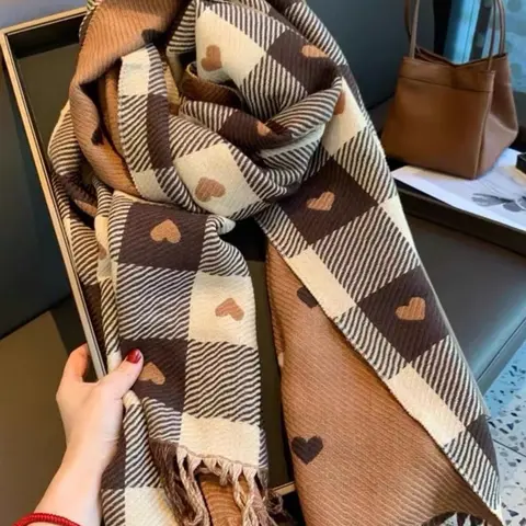 Elegant Plaid Heart Pattern Fringe Scarf, Casual Fashionable Scarf, Soft Warm Thick Shawl, Unisex Fashion Accessory, Perfect for Fall & Winter