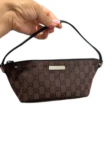 Pre-owned GUCCI Canvas Boat Bag Brown GG Perfect For Daily Use