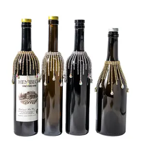 1pc Crystal Wine Bottle Ornament - Wedding & Engagement Table Decoration, Metallic Luster Wine Decoration, Celebration Accessory, Creative Christmas/Valentine's Day/Thanksgiving Luxury Rhinestone Wine Bottle Ornament