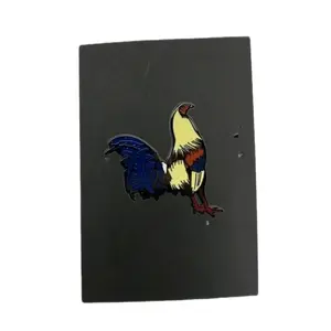 rooster giro pin enamel pins custom para gorras