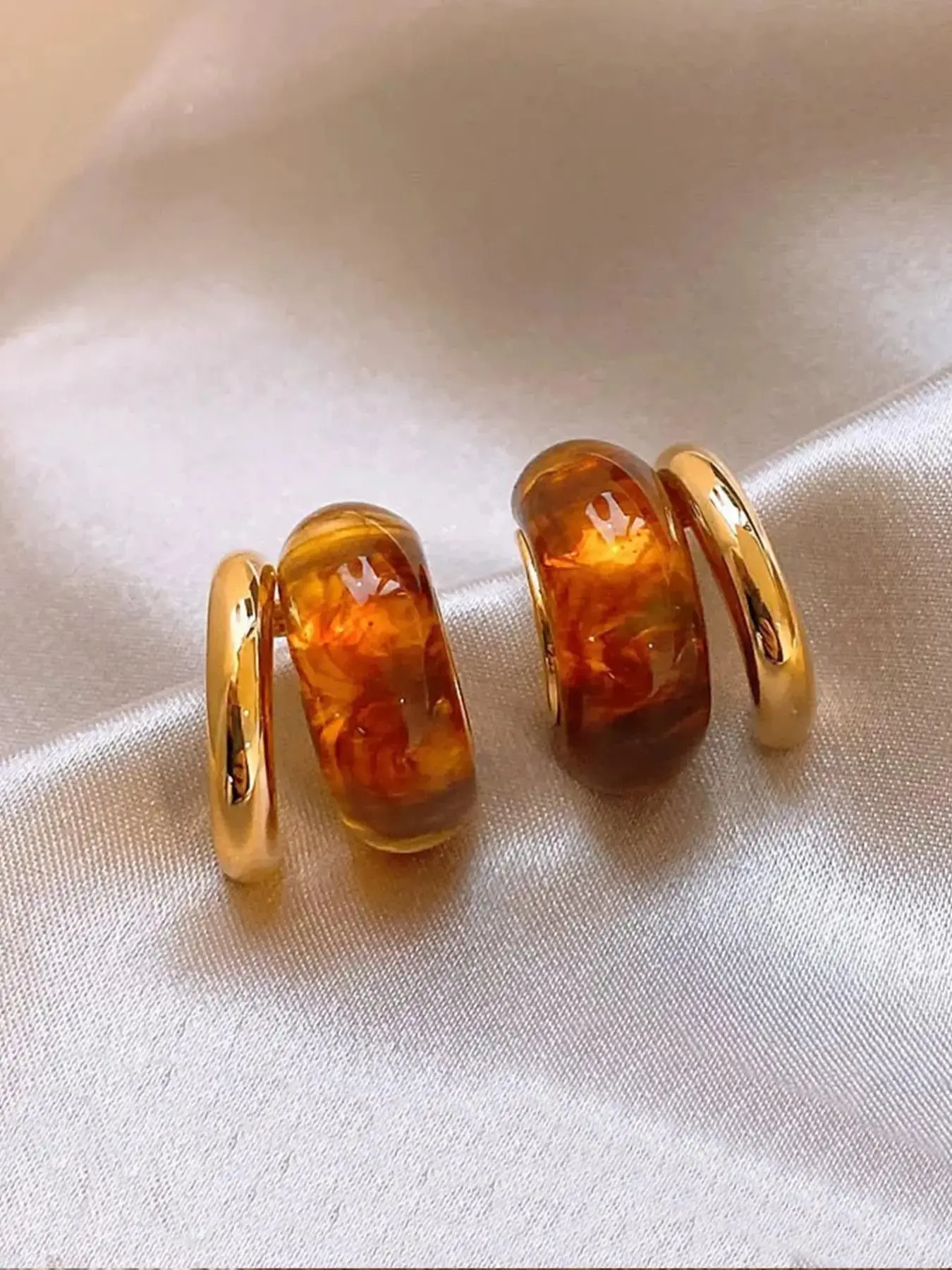 Vintage Amber C-shaped Design Hoop Earrings, Fashionable Earrings for Women, Elegant All-match Fashion Accessories for Daily Wear, Women Casual Clothing, Comfortable Daily Outfits, Trendy Street Fashion