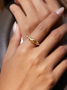 Ladies Ring White Water Diamond Friendship Hand Series Stainless Steel 18k Gold Plated Anti Allergy Emotional Expression Healing Amulet Festival Gift