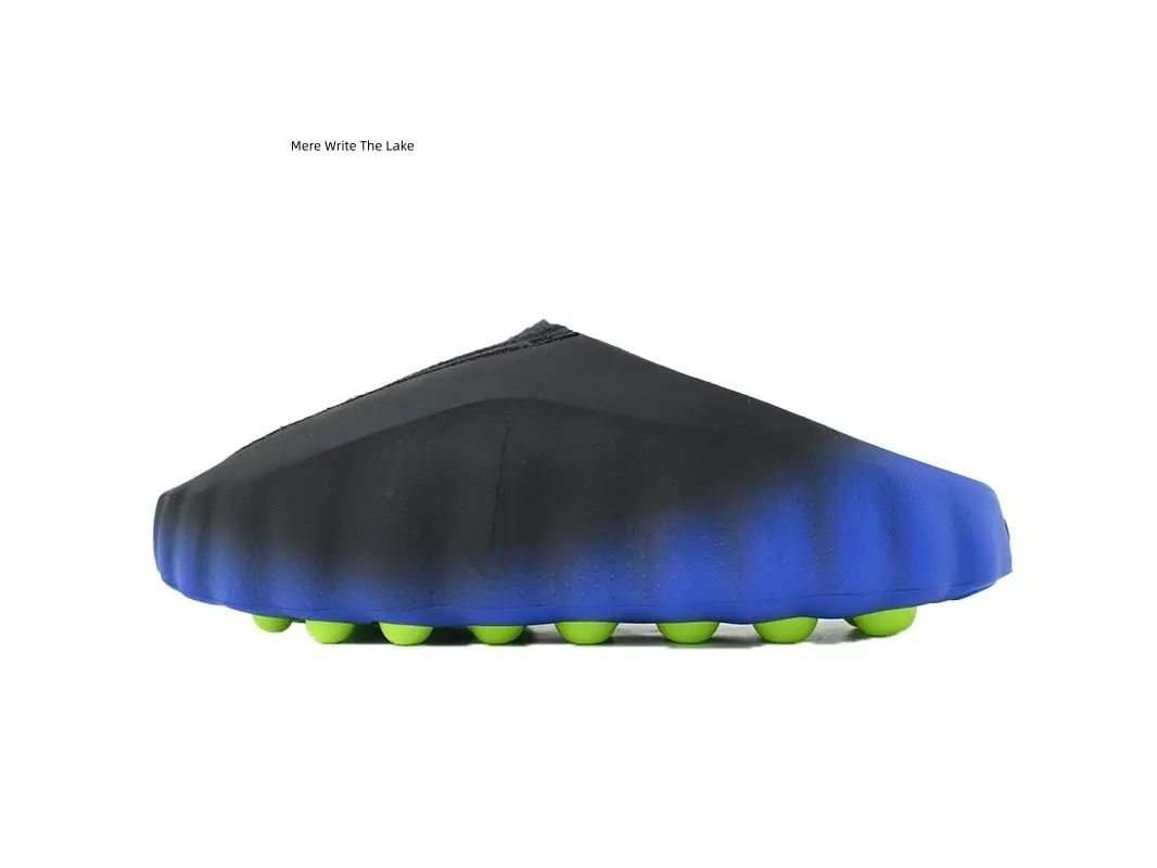 Trendy Unisex Slip‑On Closed‑Toe Wavy Clogs, Black‑Blue Gradient Thick Platform EVA Footwear, Breathable Perforated Upper, Grippy Green Dotted Traction Sole, Fashion Sandals Great For Street Shooting, Relaxing Outings And All‑Day Comfort Wearing