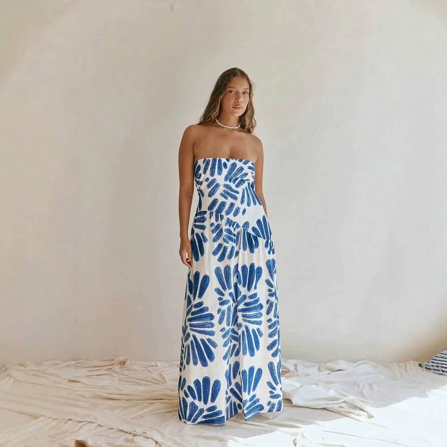 Women’s Blue Abstract Print Strapless Maxi Dress, A-Line Summer Vacation Beach Resort Sundress