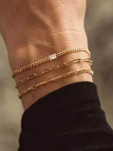 Women's Stackable Bracelets Set, Paperclip Chain & Fichard Chains Layered Design, Stylish Hand Jewelry Accessory for Women Daily Wear