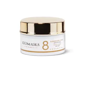 8 Silk Effect Face Scrub