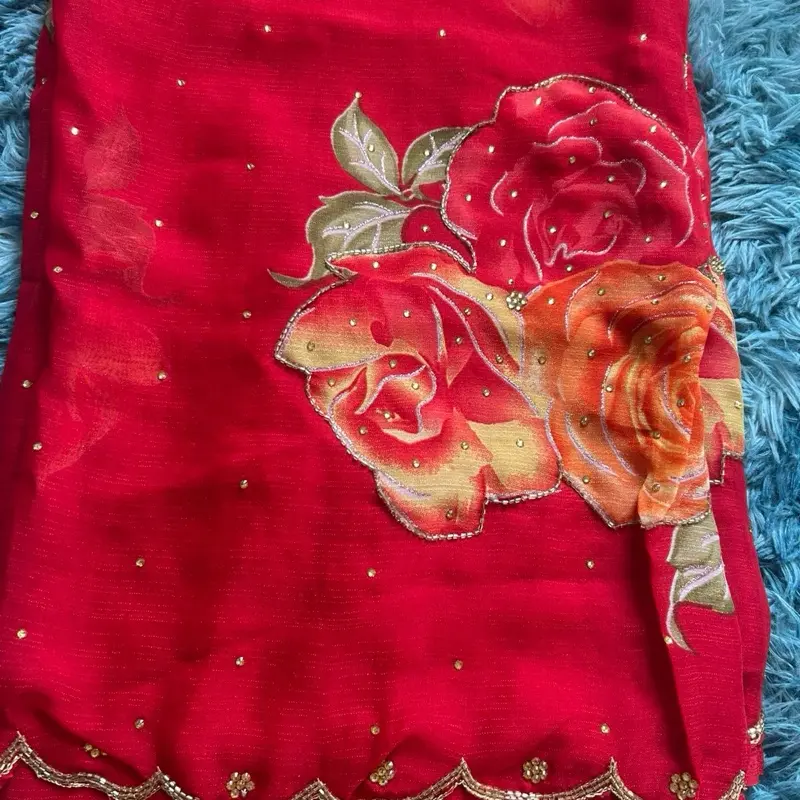 Women's Traditional Sari, Elegant Formal Wear for Weddings & Festivals