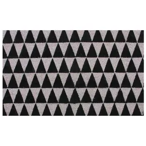 Northlight Black & Gray 3D Triangle Print 17" x 29" Doormat