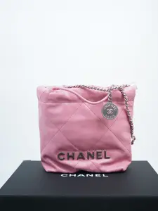 Pre-owned CHANEL calfskin Crossbody Bags Shiny Quilted Mini 22 Pink