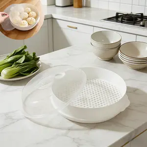 Microwave steamer with lid, steaming tray with drain holes, portable steaming container for buns and dumplings at breakfast, multi-functional kitchen steaming cookware for household use