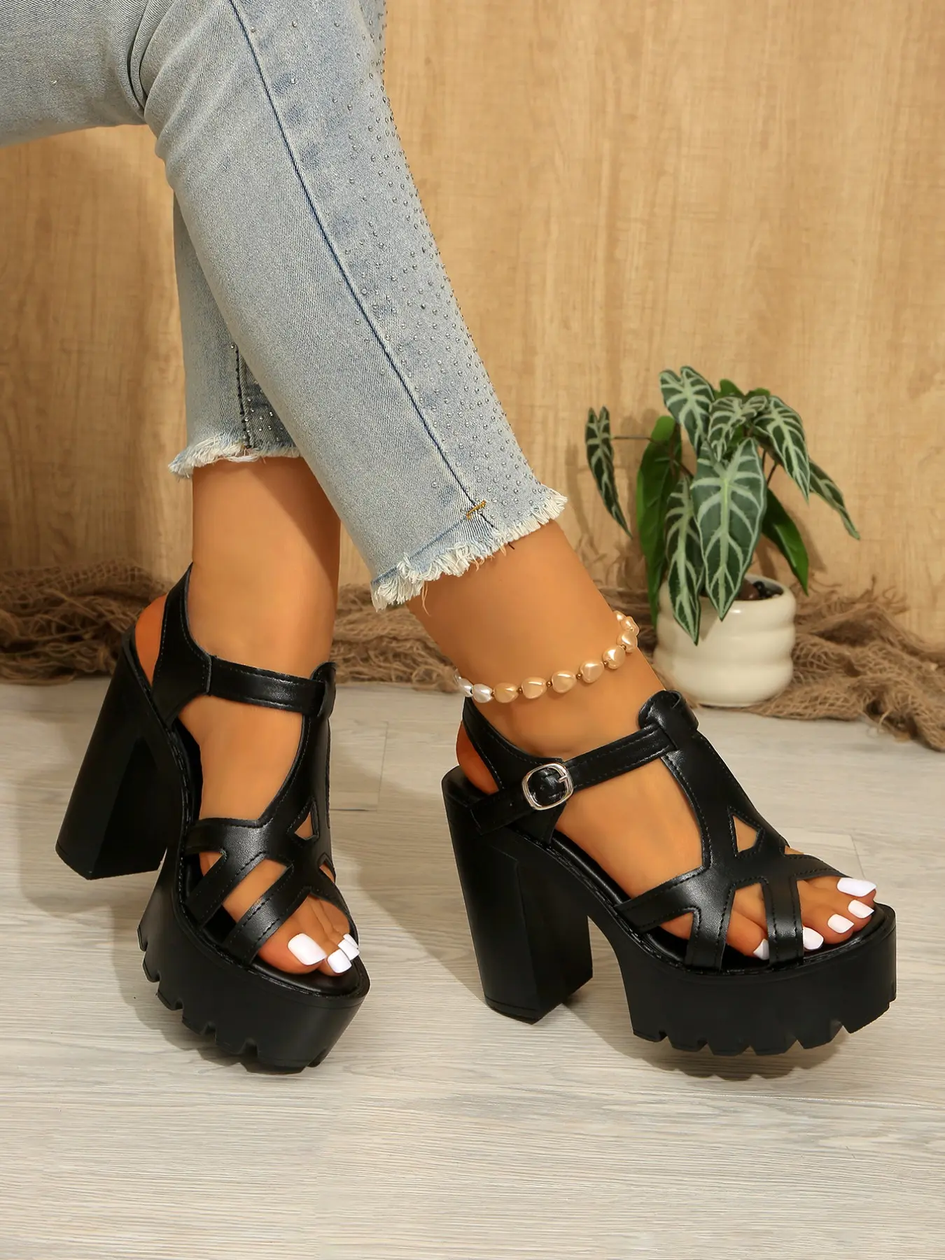 Ladies' solid color high-heeled sandals, cross strap design, super high heel platform sandals, Platform Footwear Shoe, comfortable, suitable for daily wear