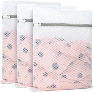 3 Pack Diamond Mesh Laundry Bags – Durable 12x16 Inch Laundry Bags for Delicates, Protects Clothes in Washer & Dryer, Reusable Medium Size Zipper Bags