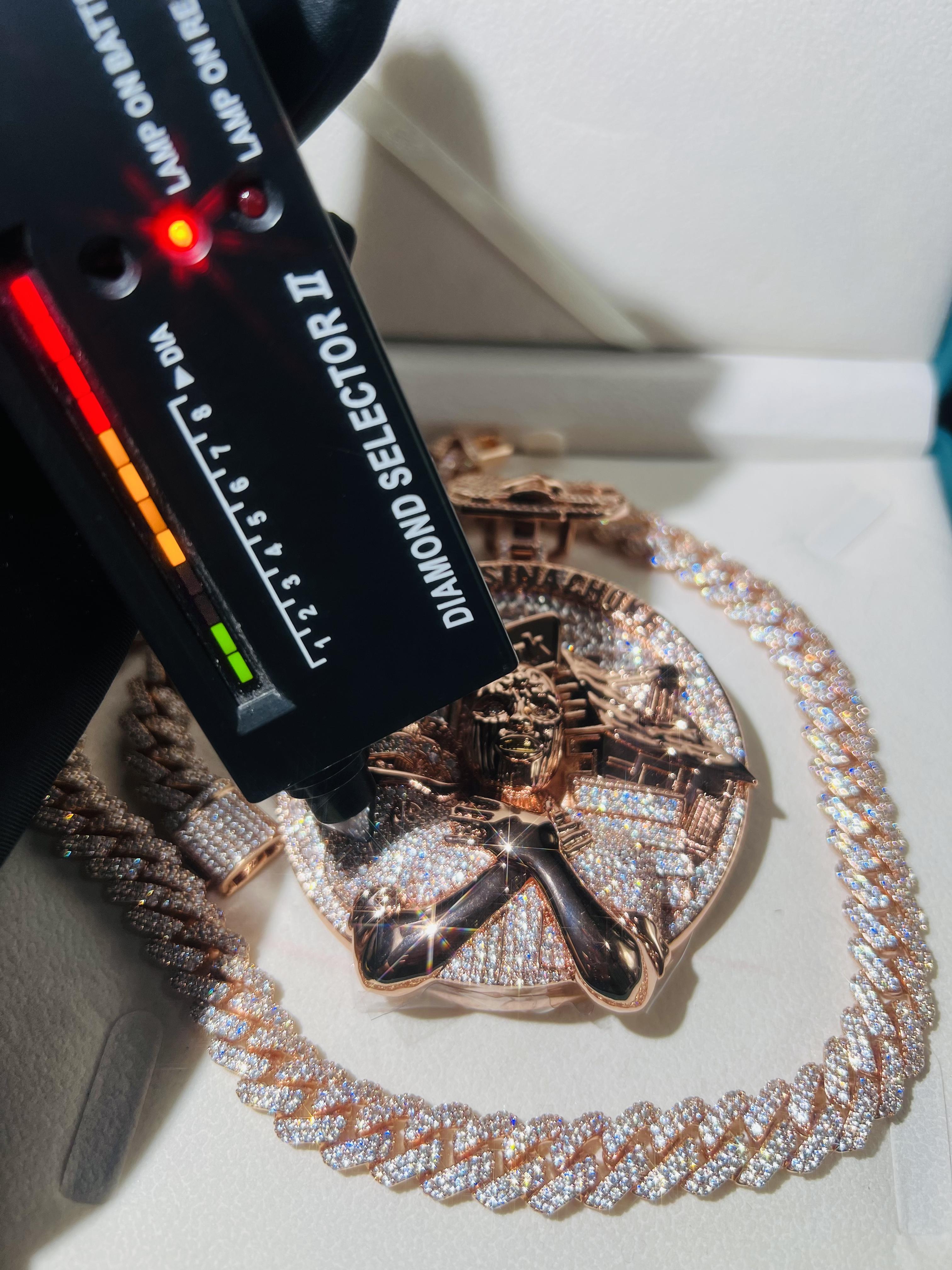 Custom 3D character design ice diamond pendant with claw setting craftsmanship, icy luxury, 18K gold-plated hip-hop style full crystal D VVS, unisex party accessory