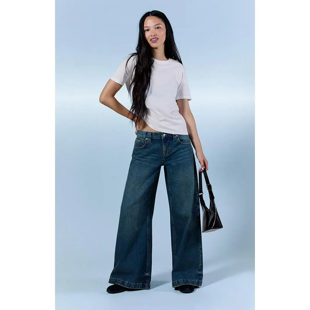Pacsun Women's Sloane Low Rise Ultra Baggy Jeans Dark Blue Pacsun Women's Sloane Low Rise Ultra Baggy Jeans Dark Blue