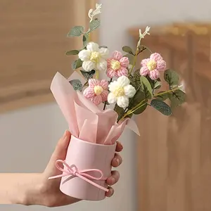 1 Set Hand-Woven Yarn Artificial Bouquet, Fabric And Knitted Artificial Flowers, Including Plastic Bucket, Wrapping Paper, 5 Yarn Crochet Flowers, Suitable for Mom, Friends, Or Anniversary Gifts, Mother'S Day Gifts, Valentine'S Day Gifts