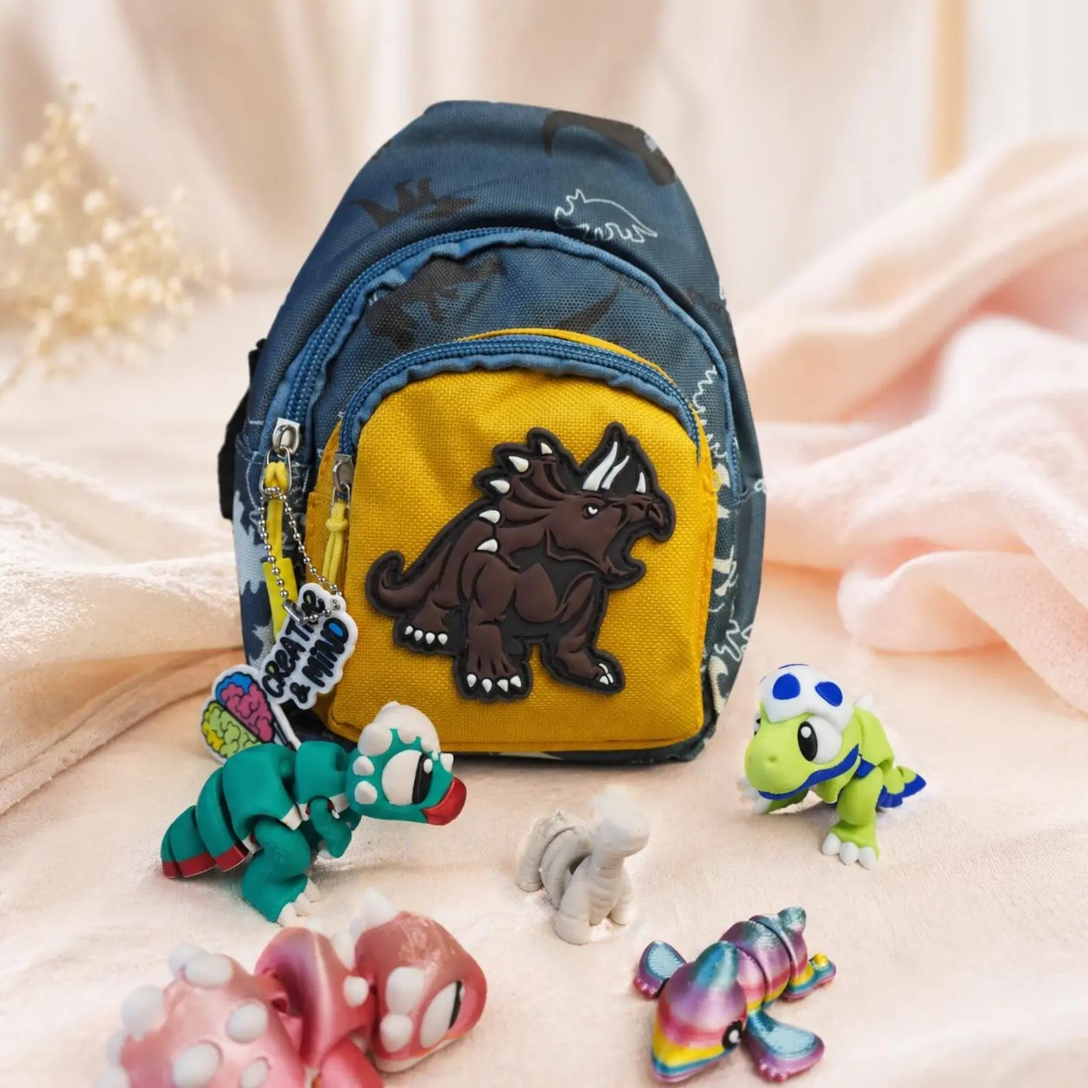 Dinosaur Travel Sensory Fidget Set with Carry Bag, 3 Articulated Dinosaurs and 2 Mini Fidgets
