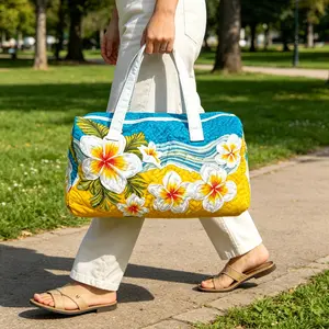 Vacation-style beach bag, large-capacity tote, beach essential, plumeria quilted luggage bag, seaside vibe multifunctional travel bag