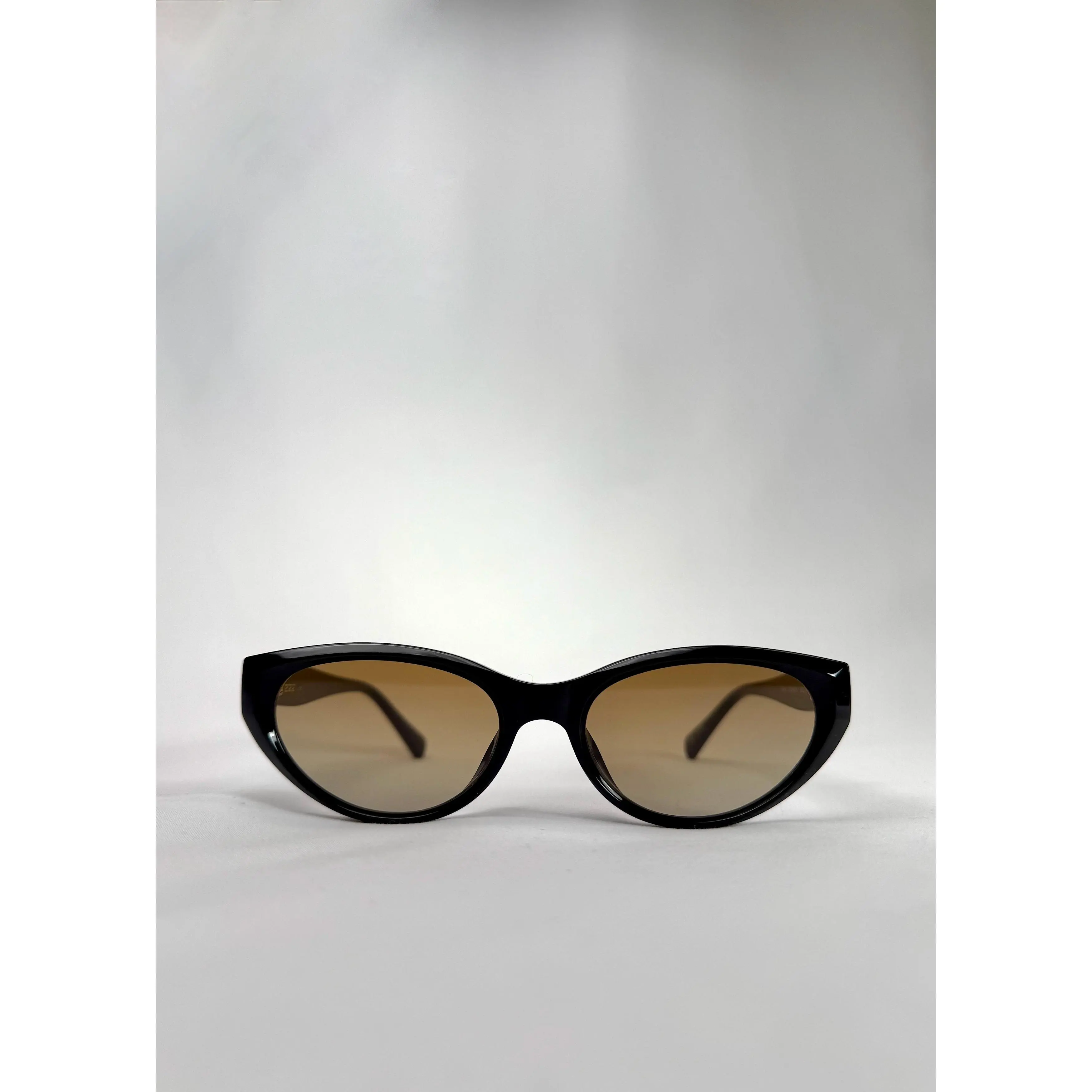 Chara - Gradient Amber Sunglasses for Women with Sleek Black Acetate Frame & UV 400 Protection Cat-Eye Silhouette