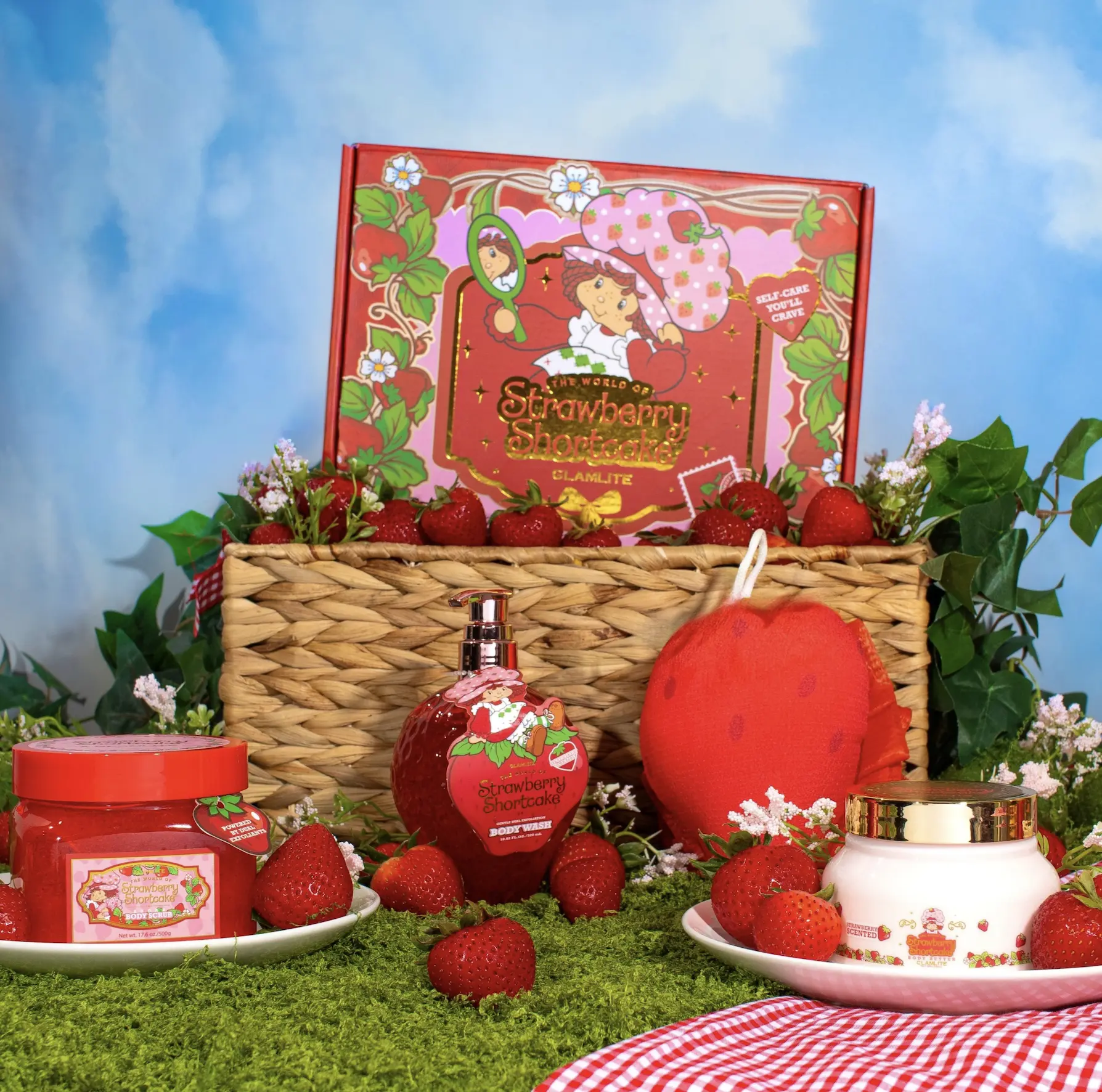 Strawberry Shortcake x Glamlite Body Care Set