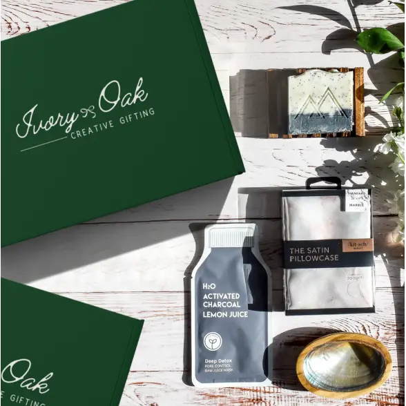 Custom Gift Boxes / Double sided printing / 150 units