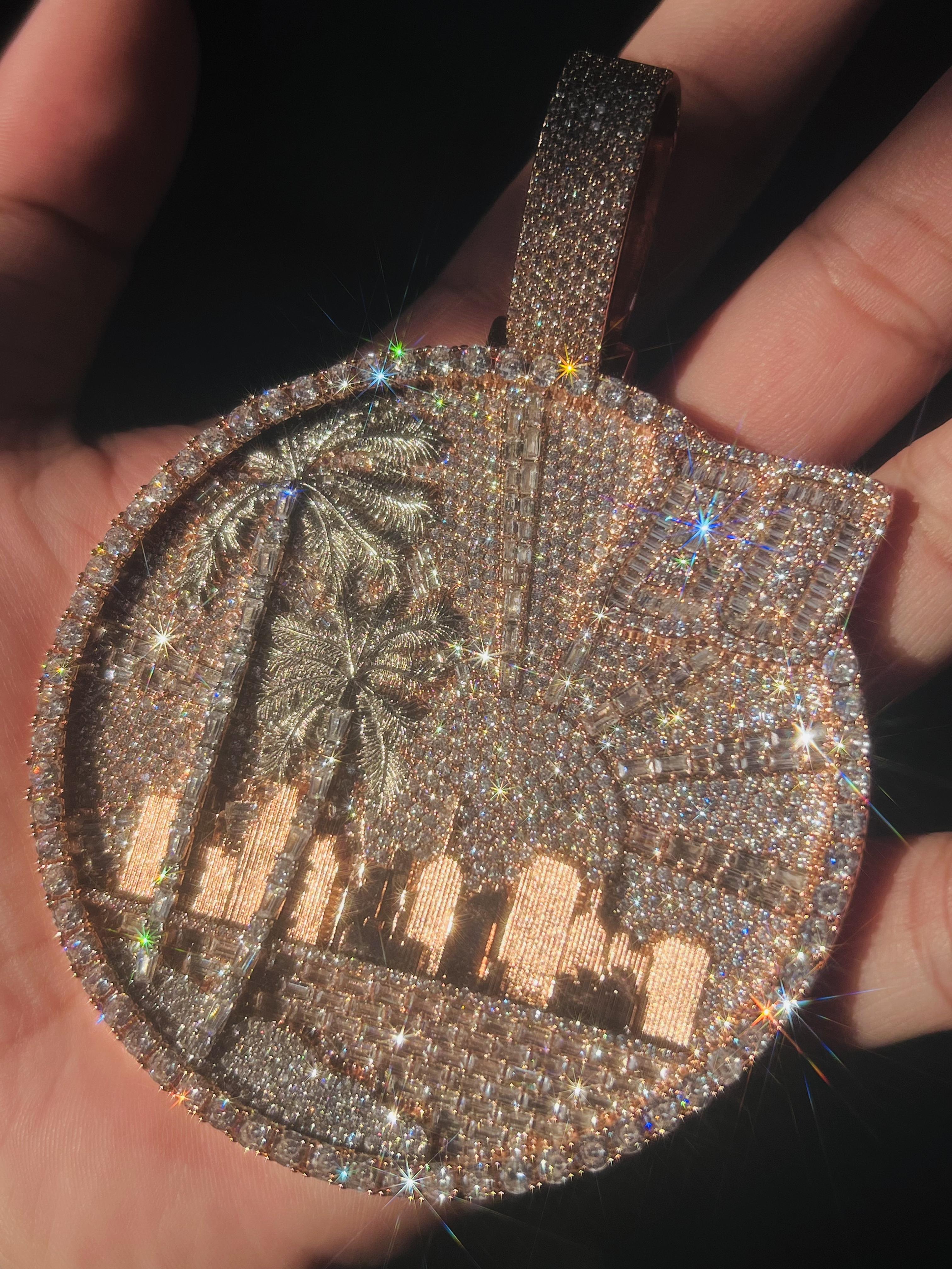 Customized Cold Palm Tree Medal Champion Hip Hop Premium Pendant, High Charm Style Champion Luxury Hip Hop Pendant Jewelry, Gifts for Family and Friends, Easter and Thanksgiving Anniversary Gifts